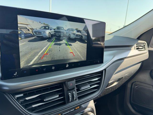 Photo of 2023 Iconic Silver Ford Escape