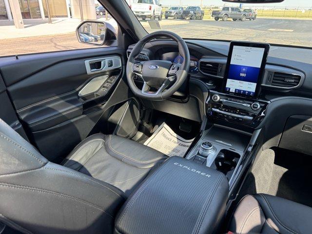 Photo of 2021 Carbonized Gray Metallic Ford Explorer