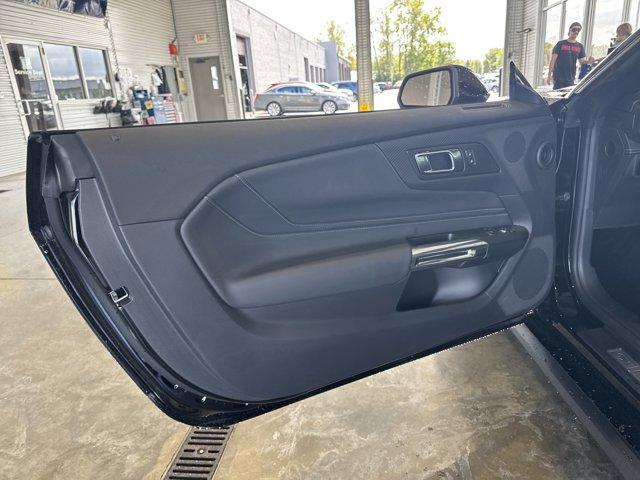 Photo of 2025 Shadow Black Ford Mustang
