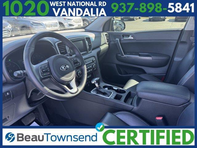 Photo of 2017 Black Cherry Kia Sportage