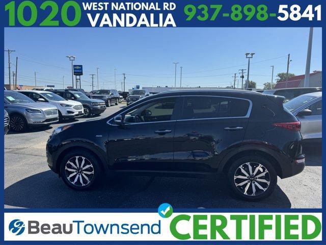 Photo of 2017 Black Cherry Kia Sportage