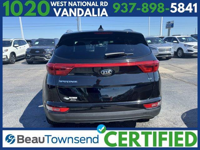 Photo of 2017 Black Cherry Kia Sportage