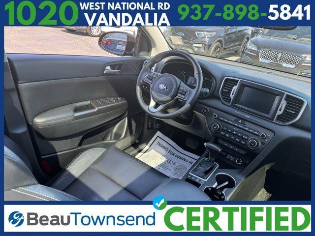 Photo of 2017 Black Cherry Kia Sportage