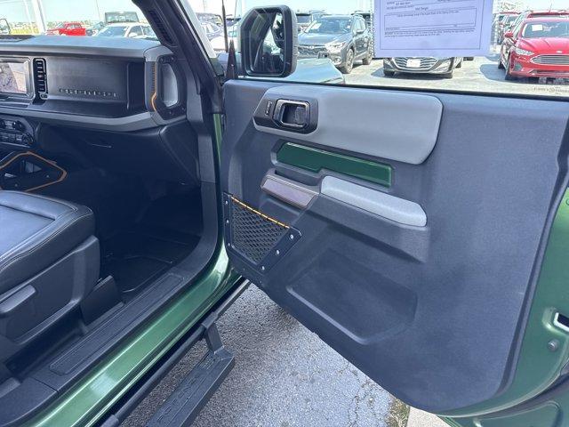 Photo of 2023 Green Ford Bronco