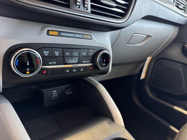 Photo of 2025 Vapor Blue Metallic Ford Escape