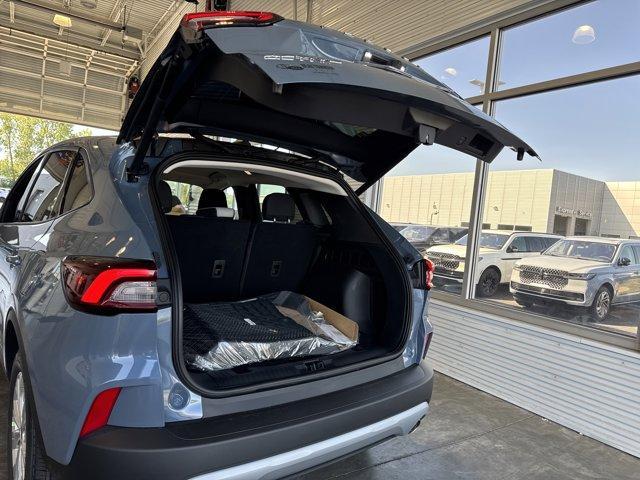 Photo of 2025 Vapor Blue Metallic Ford Escape