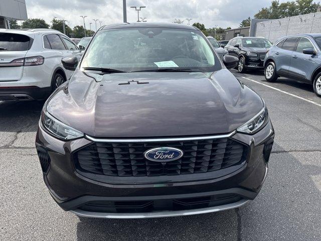 Photo of 2023 Cinnabar Red Ford Escape