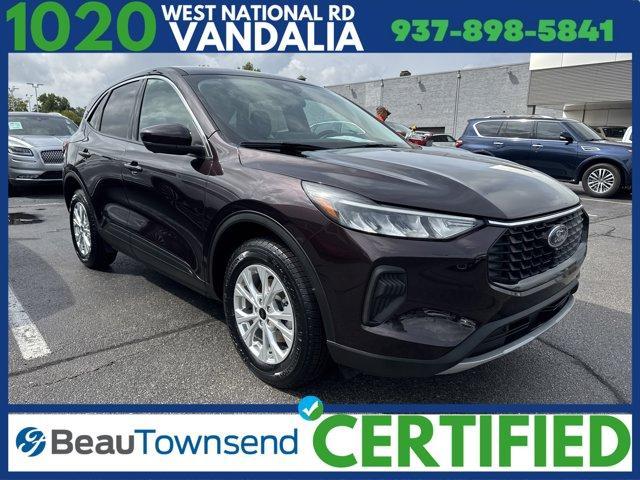 Photo of 2023 Cinnabar Red Ford Escape