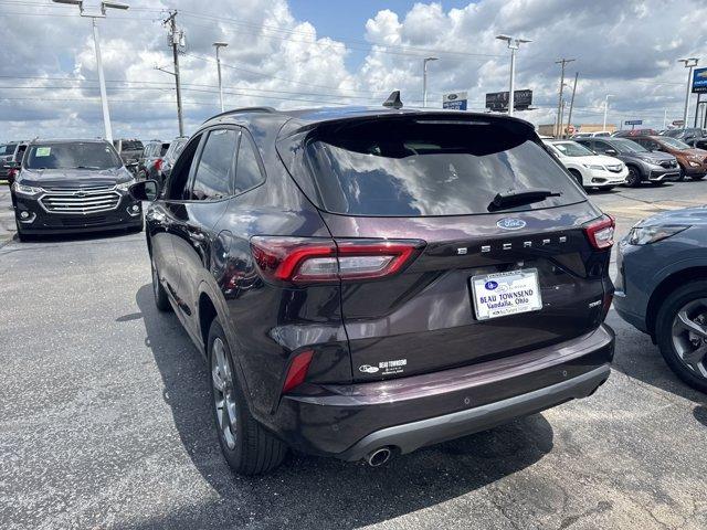 Photo of 2023 Cinnabar Red Ford Escape