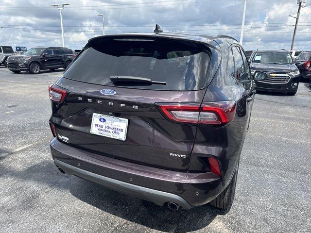 Photo of 2023 Cinnabar Red Ford Escape