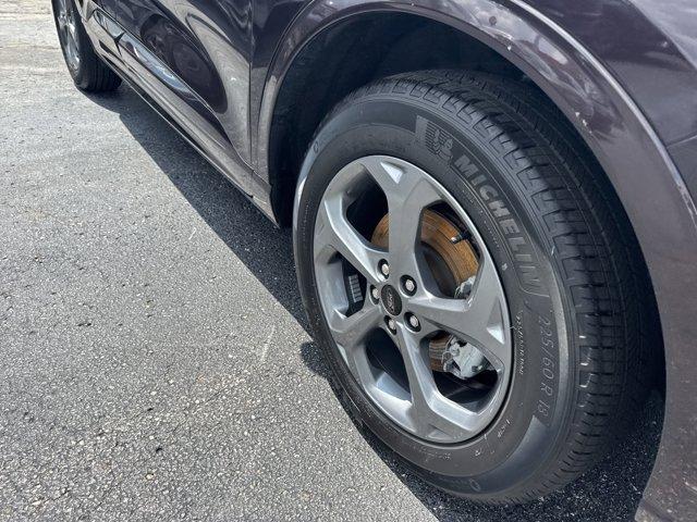 Photo of 2023 Cinnabar Red Ford Escape