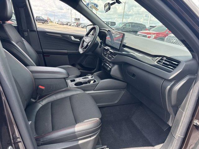 Photo of 2023 Cinnabar Red Ford Escape