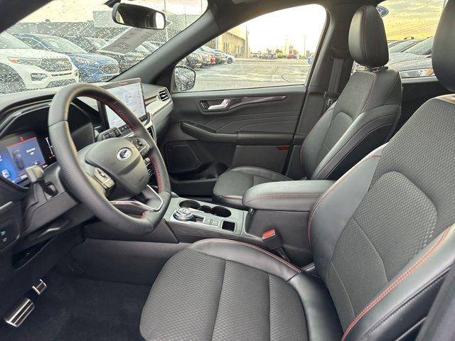 Photo of 2023 Iconic Silver Ford Escape