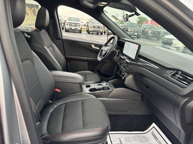 Photo of 2023 Iconic Silver Ford Escape