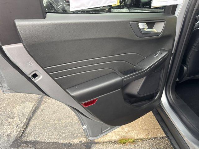 Photo of 2023 Iconic Silver Ford Escape