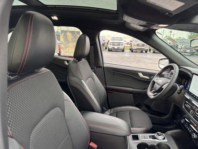Photo of 2023 Iconic Silver Ford Escape