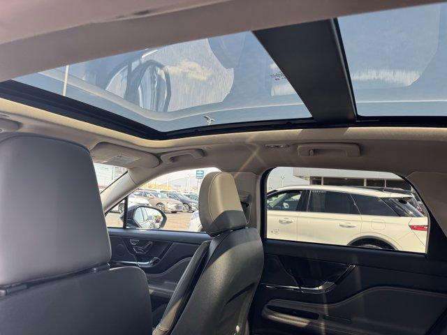Photo of 2024 Blue Lincoln Corsair