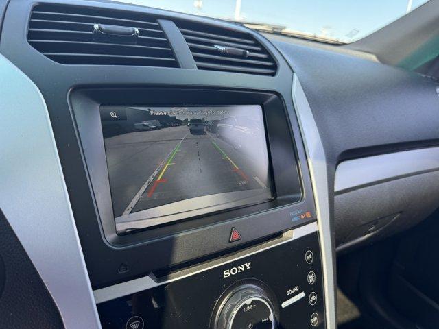 Photo of 2014 Ingot Silver Metallic Ford Explorer