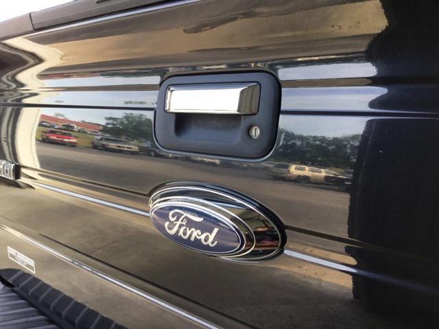 Photo of 2013 Tuxedo Black Metallic Ford F-150