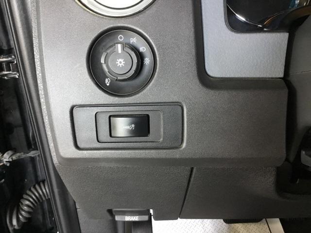 Photo of 2013 Tuxedo Black Metallic Ford F-150