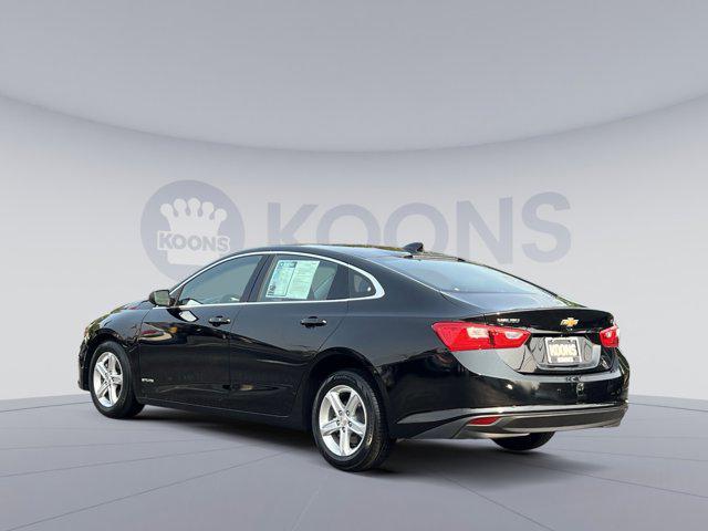 Photo of 2023 Mosaic Black Metallic Chevrolet Malibu