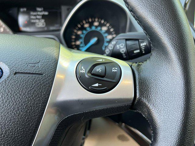 Photo of 2016 Deep Impact Blue Ford Escape