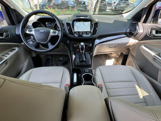 Photo of 2016 Deep Impact Blue Ford Escape