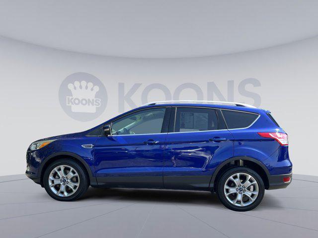 Photo of 2016 Deep Impact Blue Ford Escape