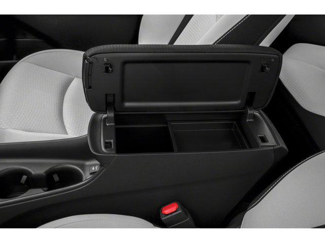 Photo of 2022 White Toyota Prius