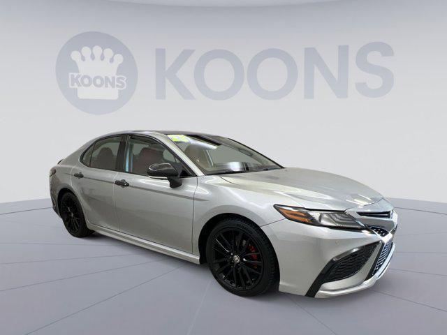 Photo of 2023 Celestial Silver Metallic Toyota Camry
