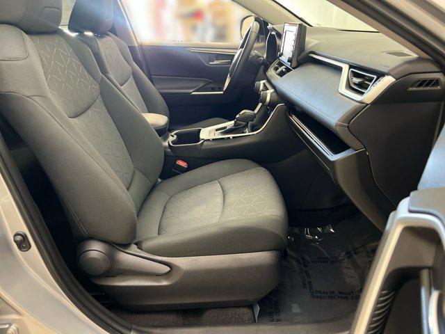 Photo of 2022 Silver Sky Metallic Toyota RAV4