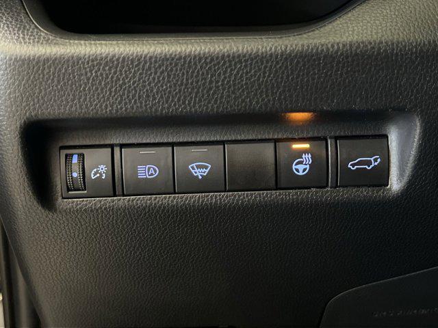 Photo of 2022 Silver Sky Metallic Toyota RAV4