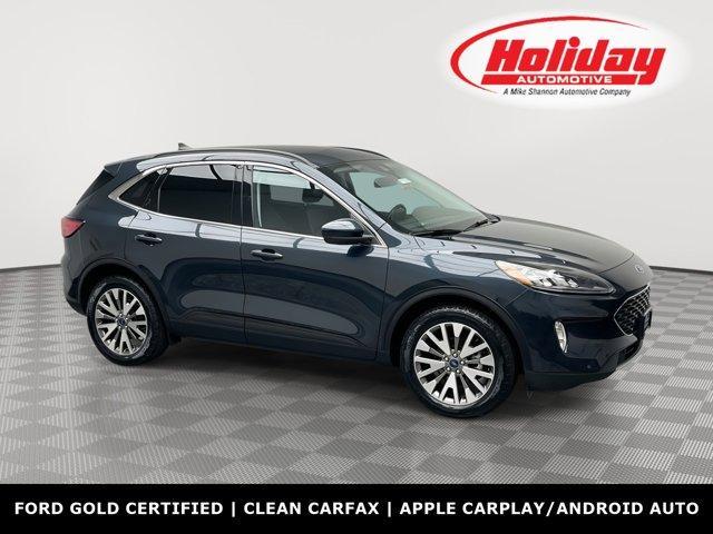 Photo of 2022 Agate Black Metallic Ford Escape
