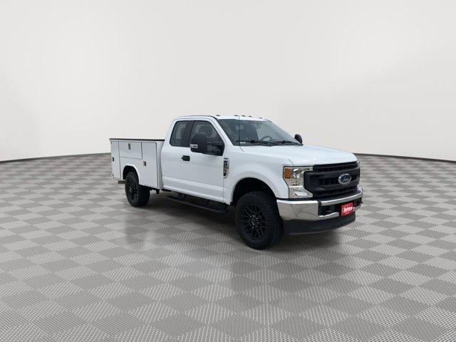 Photo of 2022 Oxford White Ford F-350