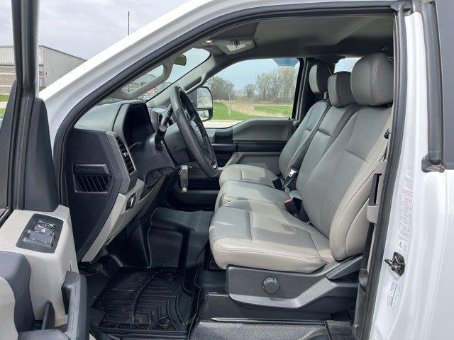 Photo of 2022 Oxford White Ford F-350