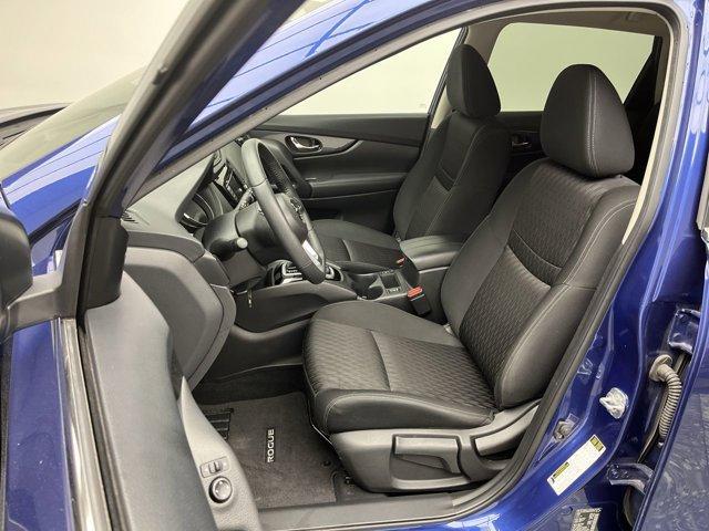 Photo of 2020 Caspian Blue Nissan Rogue