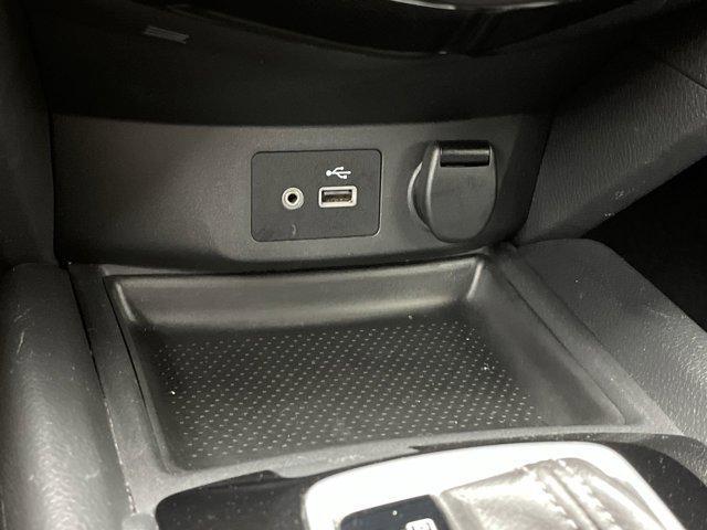 Photo of 2020 Caspian Blue Nissan Rogue