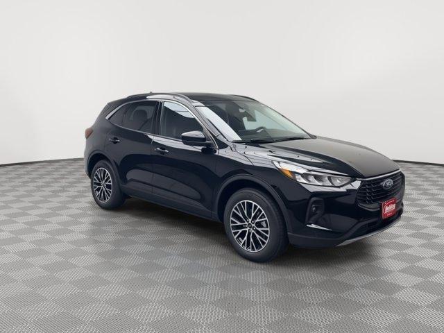 Photo of 2024 Agate Black Metallic Ford Escape