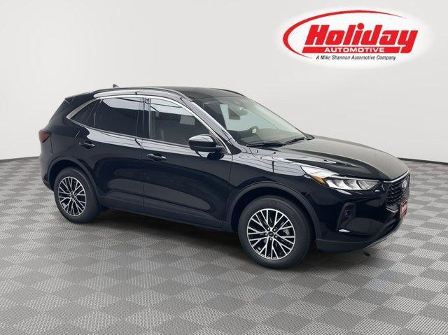 Photo of 2024 Agate Black Metallic Ford Escape