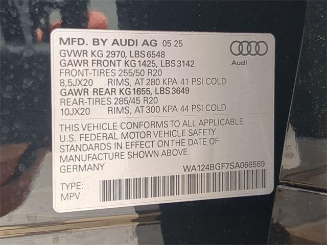 Photo of 2025 Mythos Black Metallic Audi Q6 e-tron