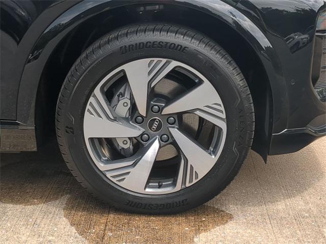 Photo of 2025 Mythos Black Metallic Audi Q6 e-tron