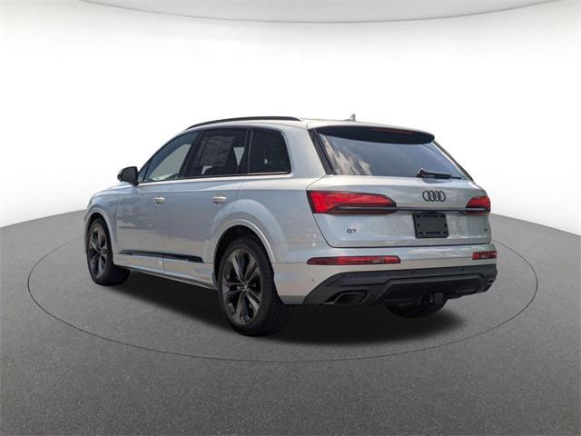 Photo of 2025 Satellite Silver Metallic Audi Q7