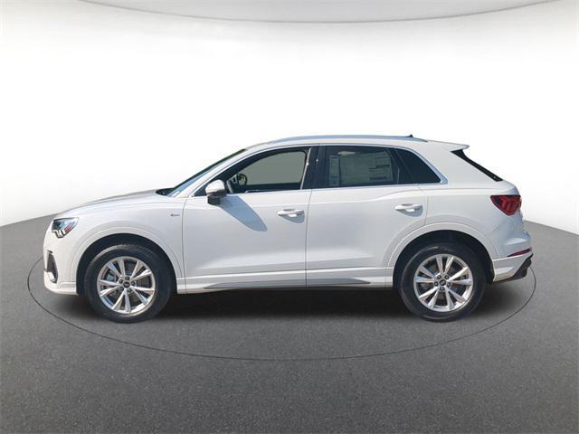 Photo of 2025 Glacier White Metallic Audi Q3