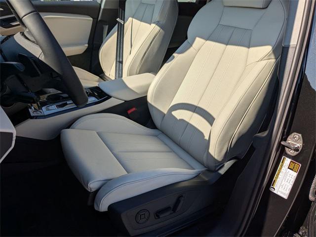 Photo of 2025 Mythos Black Metallic Audi Q6 e-tron