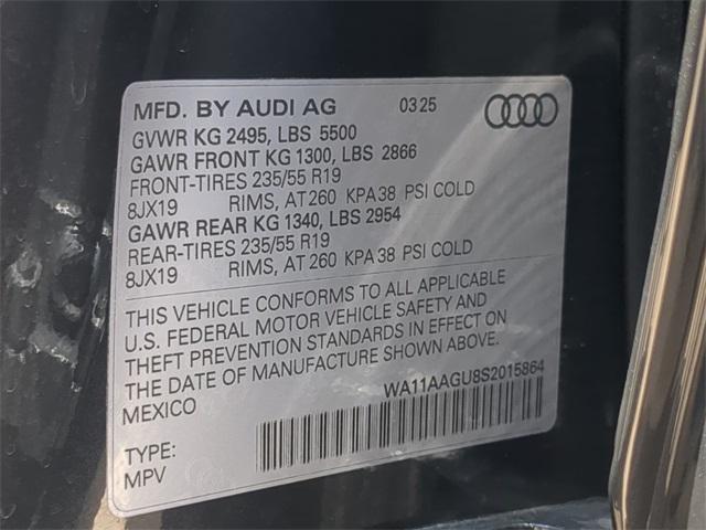 Photo of 2025 Tambora Gray Metallic Audi Q5