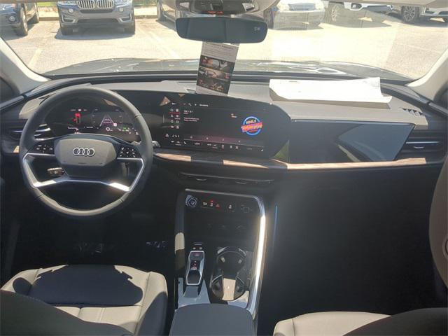 Photo of 2025 Tambora Gray Metallic Audi Q5