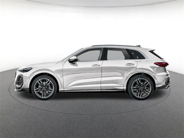 Photo of 2025 White Audi Q5