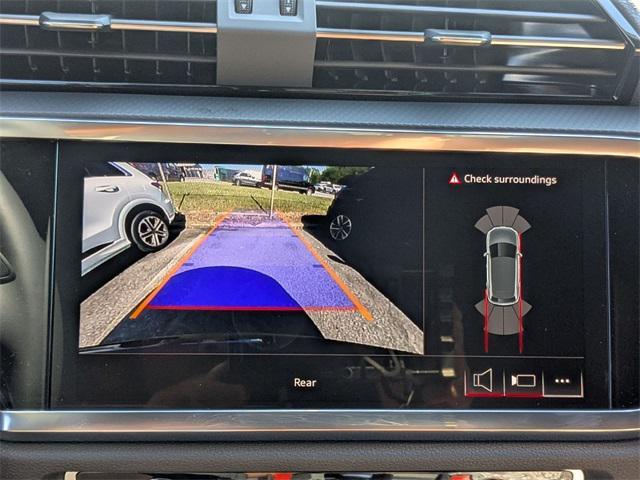 Photo of 2025 Navarra Blue Metallic Audi Q3