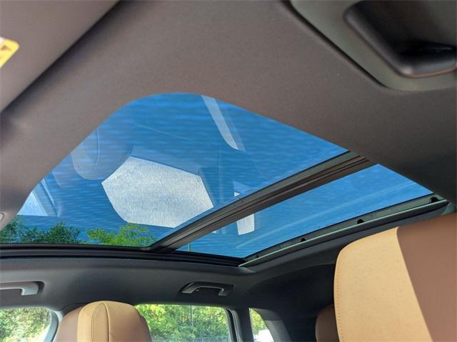 Photo of 2025 Navarra Blue Metallic Audi Q3