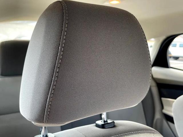 Photo of 2013 Oxford White Ford Focus